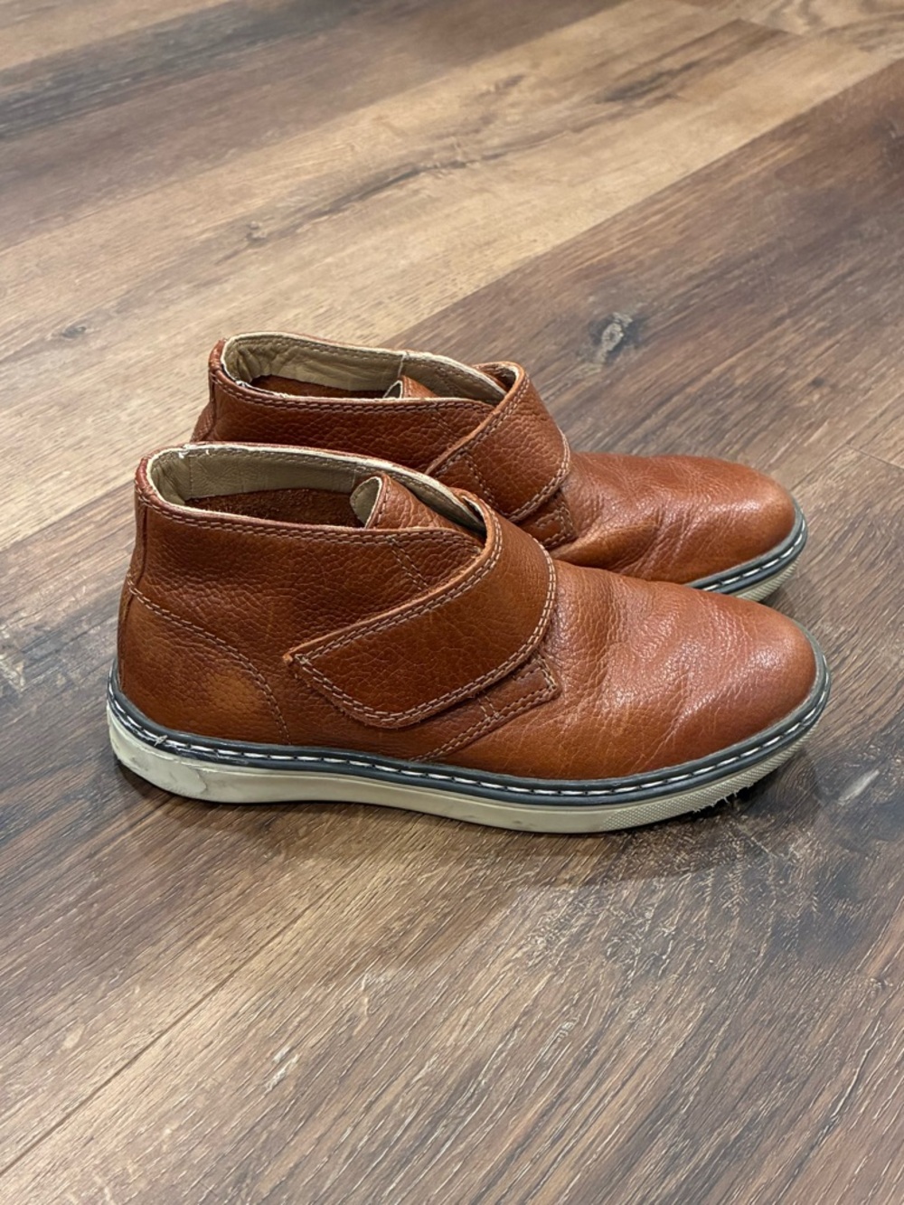 Johnston & Murphy Mcguffey Brown Leather Chukka Boot Dress Shoes 11 Boy